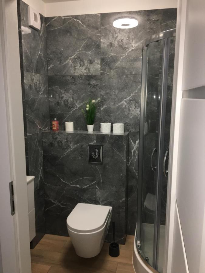 Apartament Sloneczne Tarasy Neo Dziwnowek Exterior photo